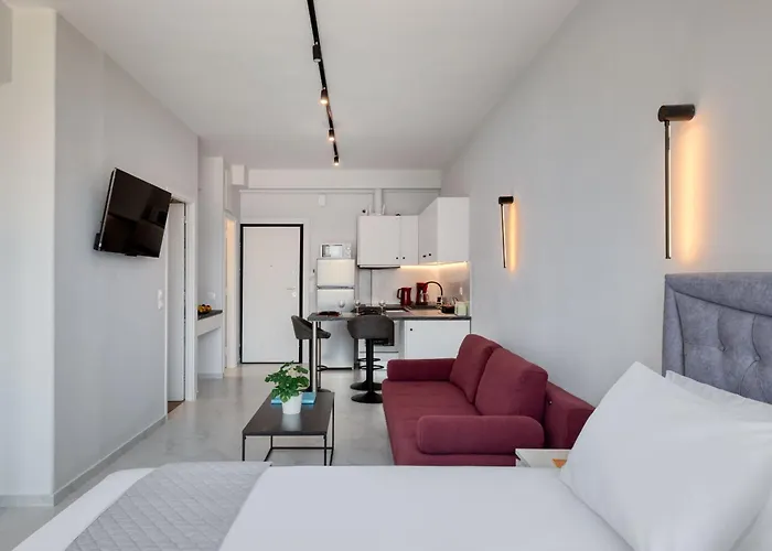 Central Athens Resort 1