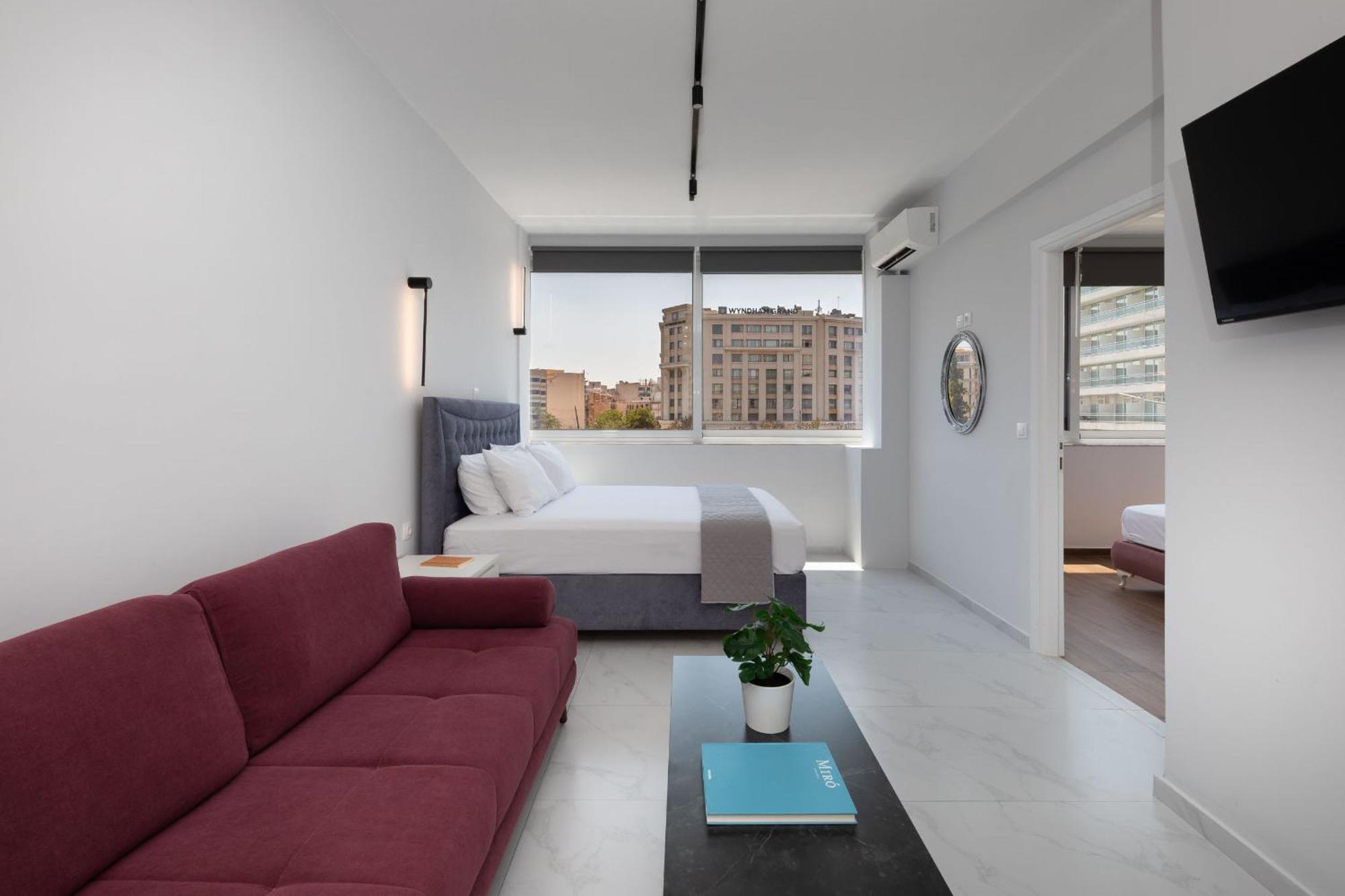 1 Apartment *